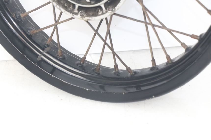 photo de CERCHIO POSTERIORE SUZUKI XF FREEWIND 650 (1997 - 2003) - Ispezione visiva dettagliata