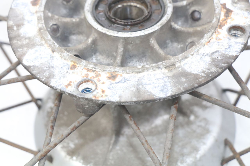 photo de CERCHIO POSTERIORE SUZUKI XF FREEWIND 650 (1997 - 2003) - Marcature e riferimenti originali