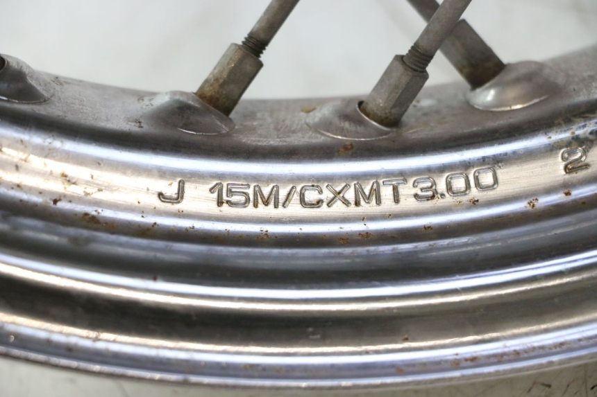 photo de CERCHIO POSTERIORE YAMAHA XV VIRAGO 535 (1988 - 2004) - Zoom sullo stato d'uso