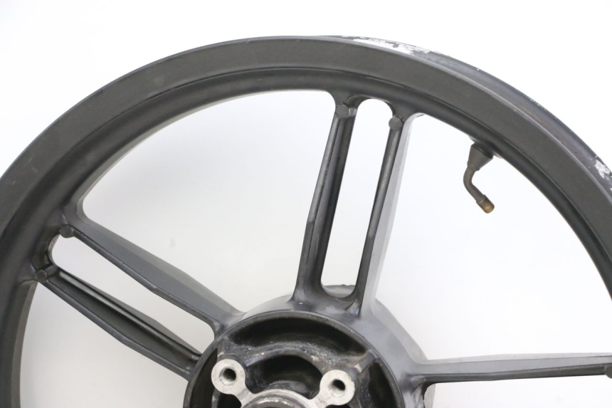 photo de CERCHIO POSTERIORE YAMAHA TZR 50 (2008 - 2016) - Primo piano tecnico