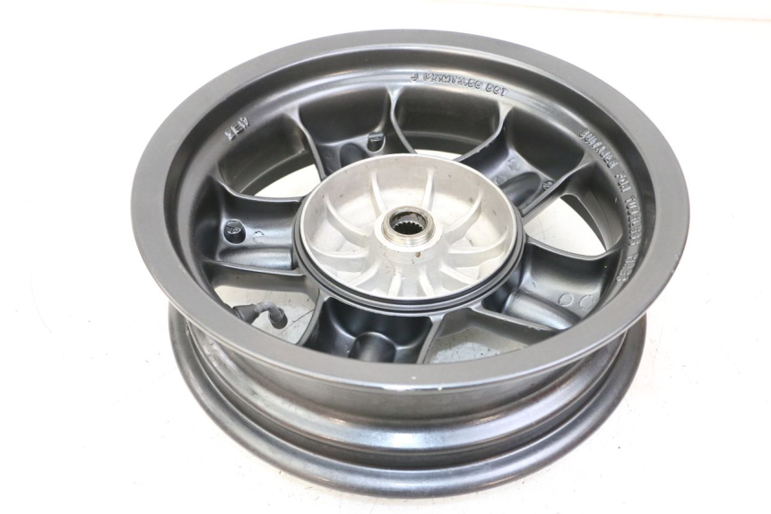 photo de CERCHIO POSTERIORE YAMAHA YP MAJESTY 125 (2007 - 2010) - Marcature e riferimenti originali