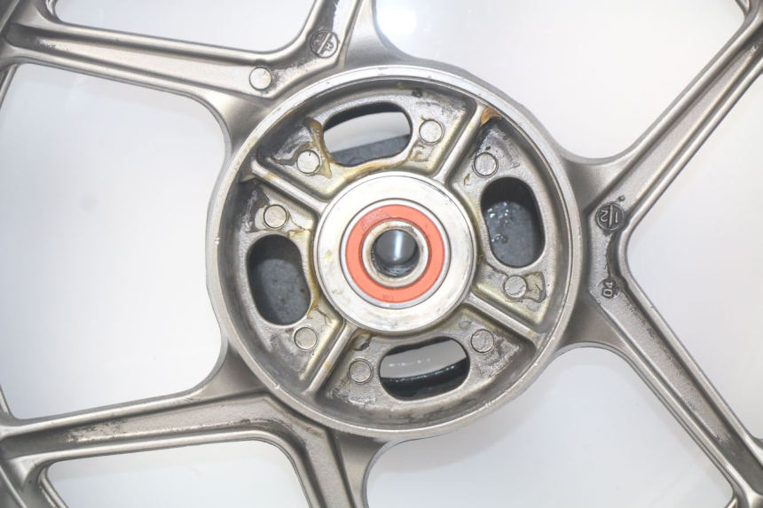 photo de CERCHIO POSTERIORE KAWASAKI Z S 750 (2003 - 2006) - Altra vista dell'articolo