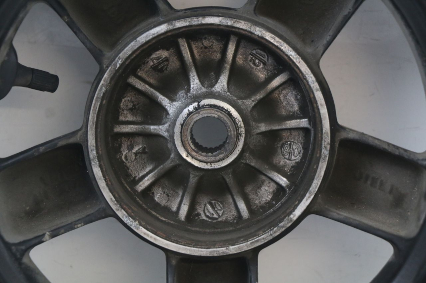 photo de CERCHIO POSTERIORE PIAGGIO ZIP 4T 50 (2018 - 2020) - Stato della superficie e materiale