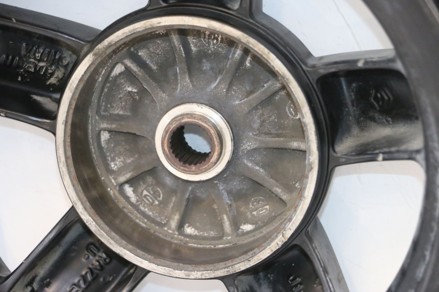 photo de CERCHIO POSTERIORE PIAGGIO ZIP 4T 50 (2018 - 2020) - Marcature e riferimenti originali