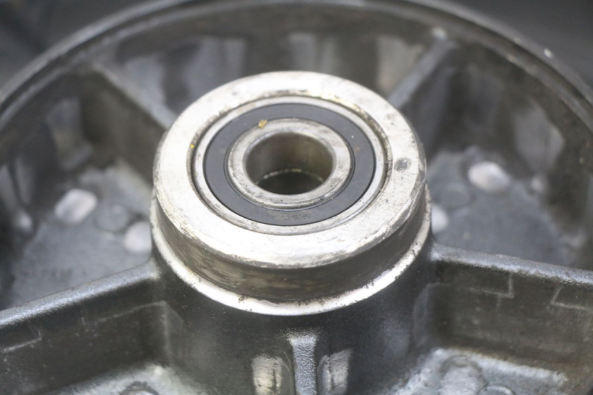 photo de CERCHIO POSTERIORE KAWASAKI ZX-6R ZX6R 600 (1995 - 1997) - Dettaglio del componente