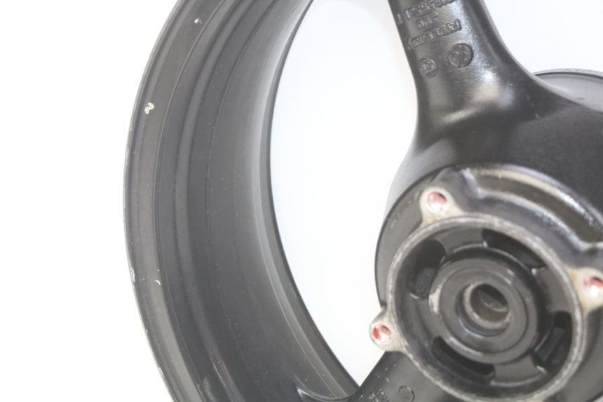 photo de CERCHIO POSTERIORE KAWASAKI ZX-6R ZX6R 600 (1995 - 1997) - Caratteristiche distintive