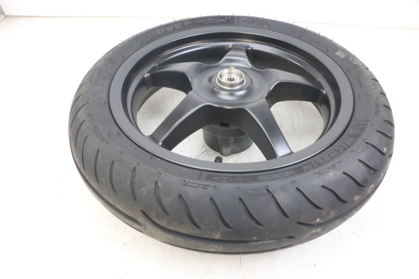 photo de CERCHIO ANTERIORE YAMAHA AEROX 2T 50 (2013 - 2017) - Altra angolazione