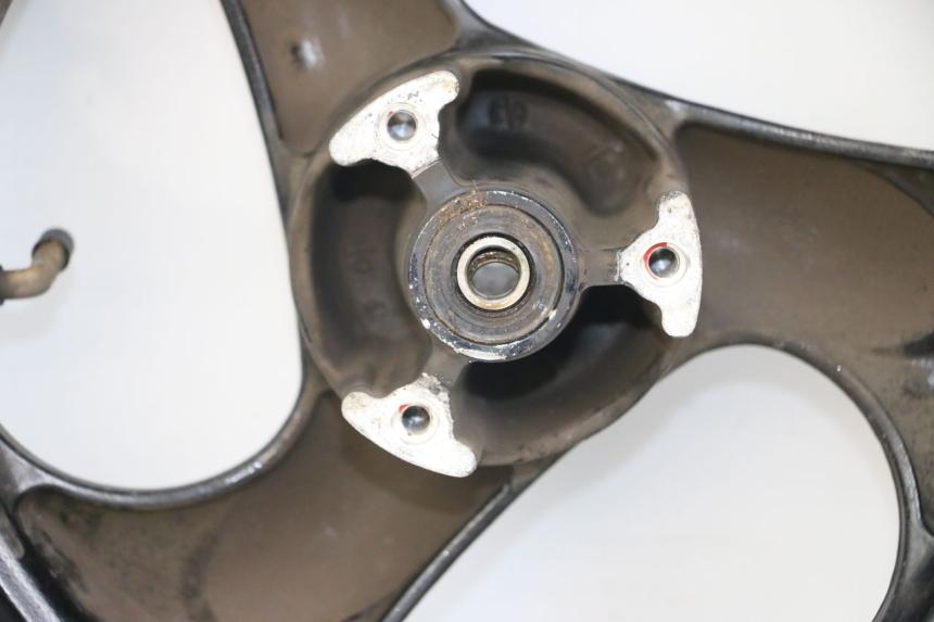 photo de CERCHIO ANTERIORE KYMCO AGILITY 4T 50 (2018 - 2022) - Altra vista dell'articolo