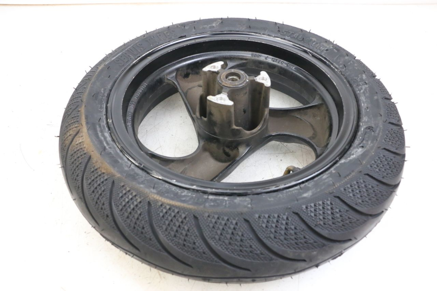 photo de CERCHIO ANTERIORE KYMCO AGILITY 4T 50 (2018 - 2022) - Primo piano tecnico