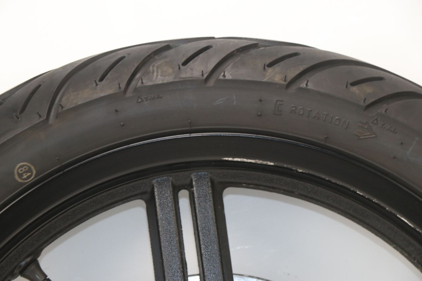 photo de CERCHIO ANTERIORE KYMCO AGILITY CITY 16P 125 (2015 - 2021) - Caratteristiche distintive