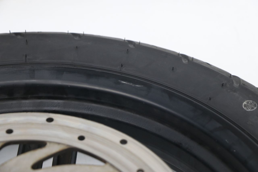 photo de CERCHIO ANTERIORE KYMCO AGILITY CITY 50 (2008 - 2016) - Primo piano tecnico