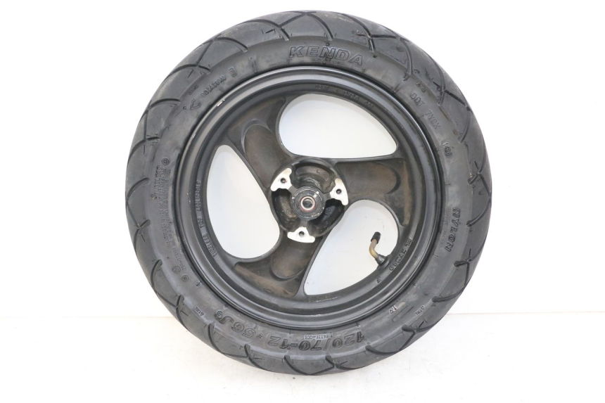 photo de CERCHIO ANTERIORE KYMCO AGILITY FR 2T 50 (2012 - 2017) - Dettagli dei punti di fissaggio