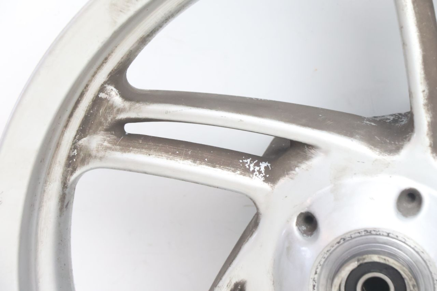 photo de CERCHIO ANTERIORE APRILIA ATLANTIC S 125 (2010 - 2013) - Primo piano tecnico