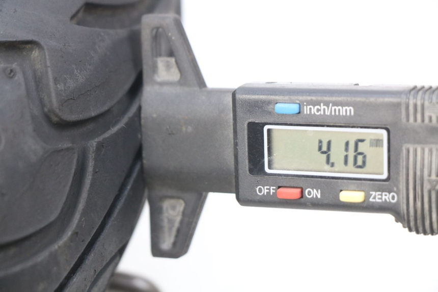 photo de CERCHIO ANTERIORE TAOTAO BEATBOX 2 50 (2005 - 2017) - Zoom sullo stato d'uso