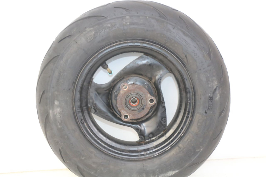 photo de CERCHIO ANTERIORE PGO BIG MAX 50 (2001 - 2009) - Caratteristiche distintive