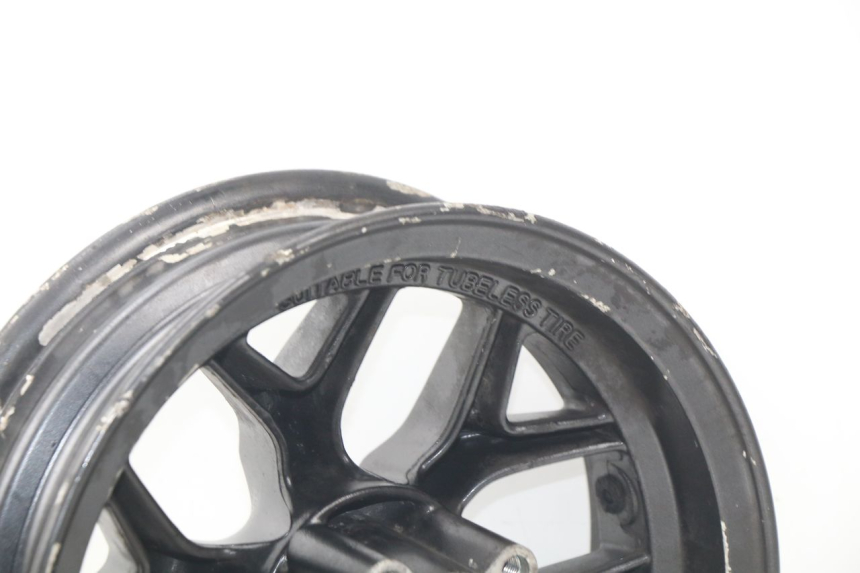 photo de CERCHIO ANTERIORE MBK BOOSTER SPIRIT NAKED 50 (2004 - 2017) - Primo piano tecnico