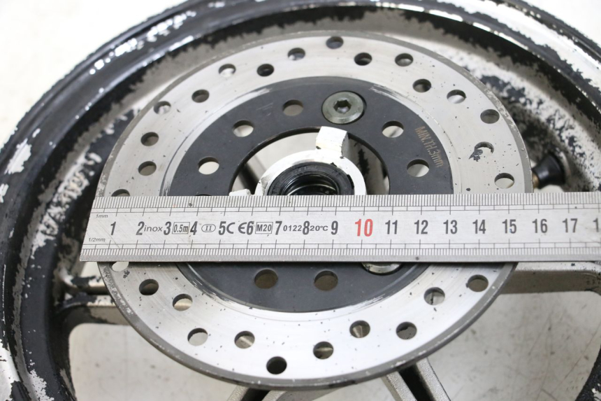 photo de CERCHIO ANTERIORE TNT MOTOR BOSTON 4T 50 (2018 - 2025) - Dettaglio del componente