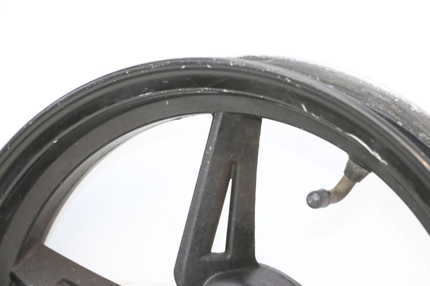 photo de CERCHIO ANTERIORE TNT MOTOR BOSTON 4T 50 (2018 - 2025) - Caratteristiche distintive