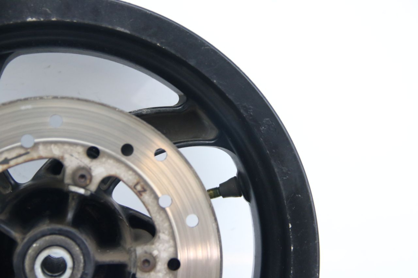 photo de CERCHIO ANTERIORE DERBI BOULEVARD 50 (2009 - 2006) - Marcature e riferimenti originali