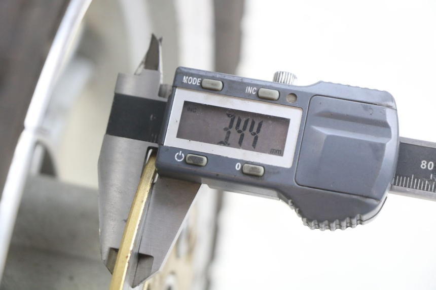 photo de CERCHIO ANTERIORE BAOTIAN BT 49 QT-9 50 (2006 - 2010) - Zoom sullo stato d'uso