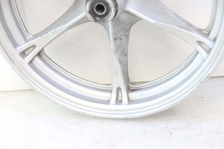 photo de CERCHIO ANTERIORE SUZUKI BURGMAN 125 (2007 - 2014) - Zoom sullo stato d'uso