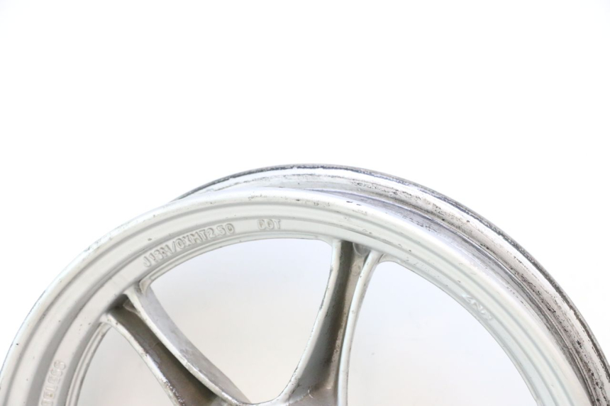 photo de CERCHIO ANTERIORE SUZUKI BURGMAN 125 (2007 - 2014) - Primo piano tecnico
