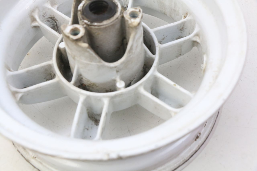 photo de CERCHIO ANTERIORE YAMAHA BW'S 50 (1999 - 2003) - Primo piano tecnico