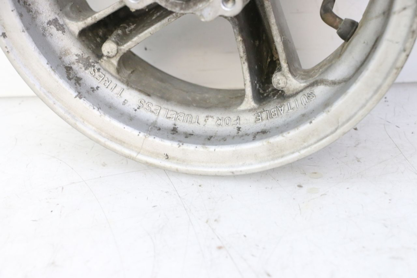 photo de CERCHIO ANTERIORE YAMAHA BW'S 100 (1999 - 2002) - Primo piano tecnico