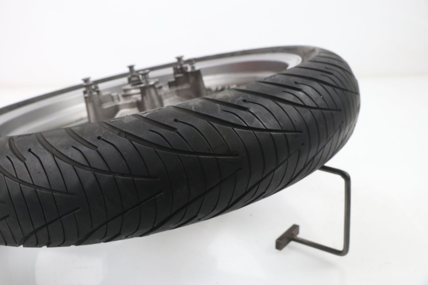 photo de CERCHIO ANTERIORE HONDA CBF 500 (2004 - 2007) - Dettaglio del componente