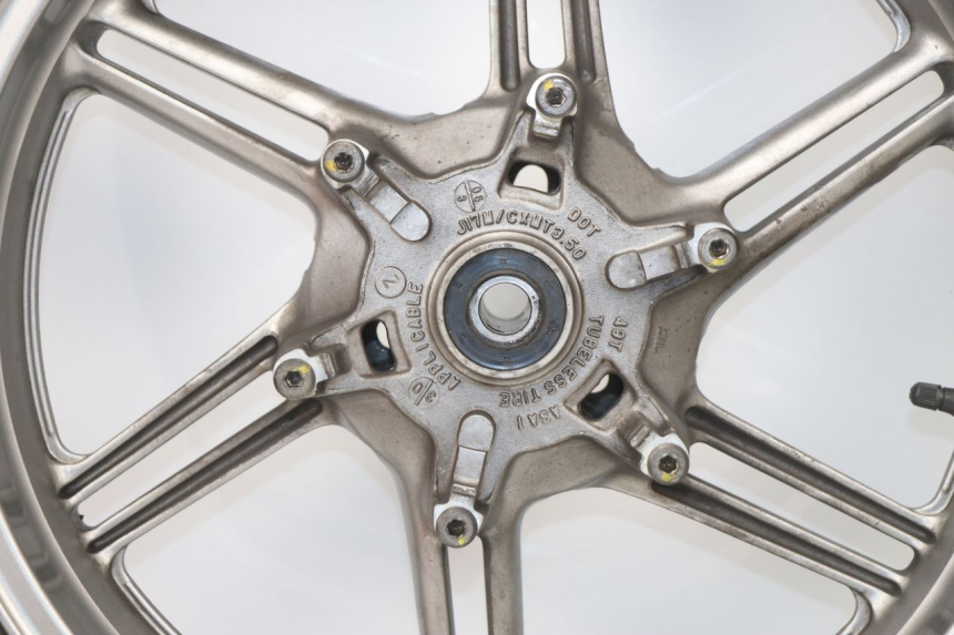 photo de CERCHIO ANTERIORE HONDA CBF 500 (2004 - 2007) - Altra vista dell'articolo