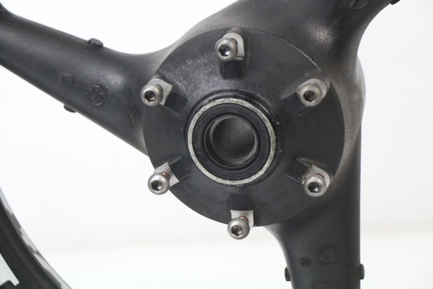 photo de CERCHIO ANTERIORE HONDA CBR 929 RR FIREBLADE 900 (2000 - 2001) - Foto prodotto supplementare