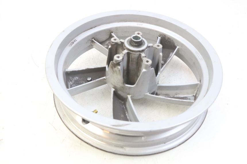 photo de CERCHIO ANTERIORE PEUGEOT CITYSTAR AIR 125 (2014 - 2017) - Dettagli dei punti di fissaggio