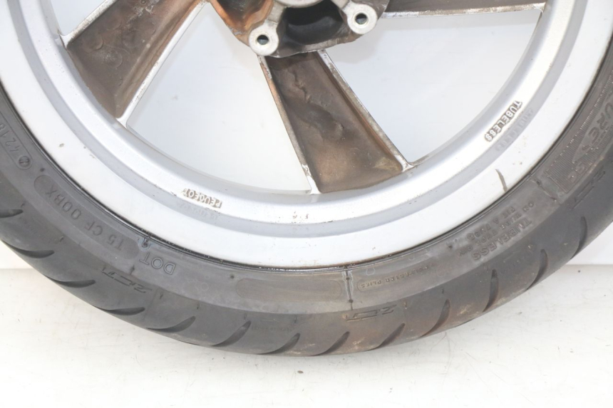 photo de CERCHIO ANTERIORE PEUGEOT CITYSTAR 50 (2013 - 2017) - Zoom sui componenti