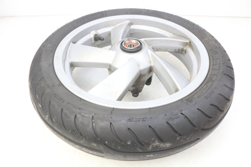 photo de CERCHIO ANTERIORE PEUGEOT CITYSTAR 50 (2013 - 2017) - Zoom sullo stato d'uso