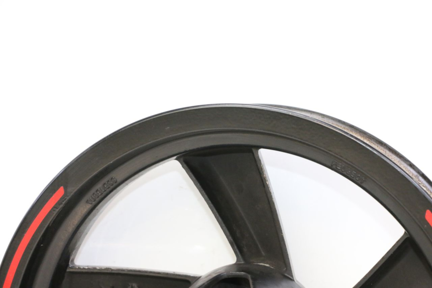 photo de CERCHIO ANTERIORE PEUGEOT CITYSTAR 50 (2013 - 2017) - Altra angolazione