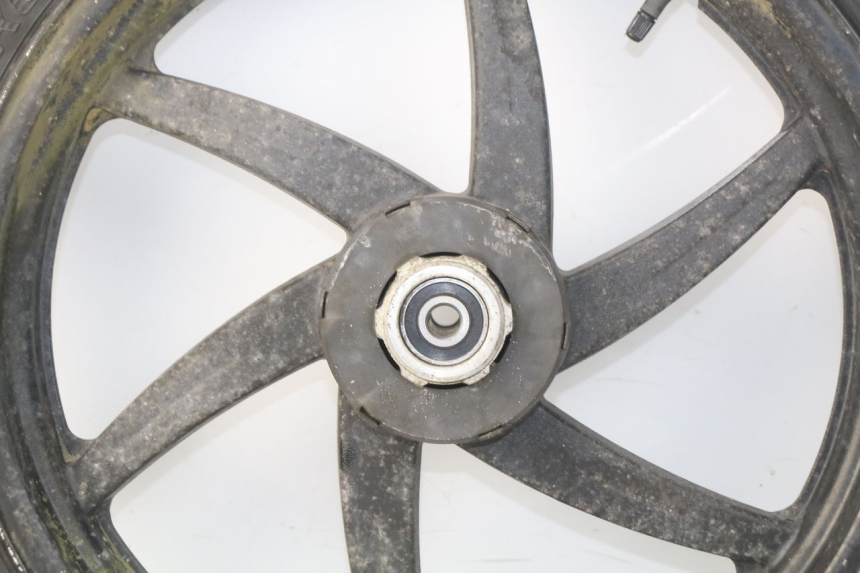 photo de CERCHIO ANTERIORE HYOSUNG COMET GTR 125 (2007 - 2014) - Primo piano ad alta risoluzione