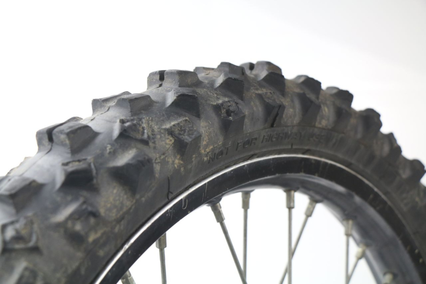 photo de CERCHIO ANTERIORE HONDA CR 125 (2000 - 2001) - Zoom sullo stato d'uso