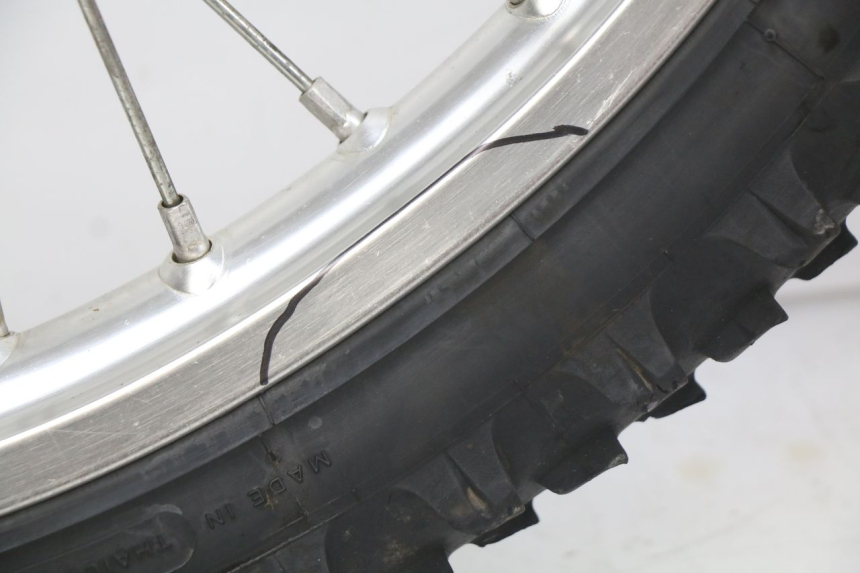 photo de CERCHIO ANTERIORE HONDA CRF CR-F 450 (2005 - 2008) - Focus sulla struttura