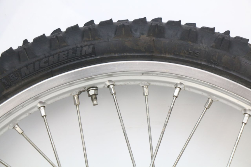 photo de CERCHIO ANTERIORE HONDA CRF CR-F 450 (2005 - 2008) - Marcature e riferimenti originali