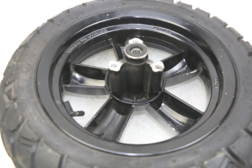 photo de CERCHIO ANTERIORE SYM CROX 4T 50 (2016 - 2023) - Primo piano tecnico