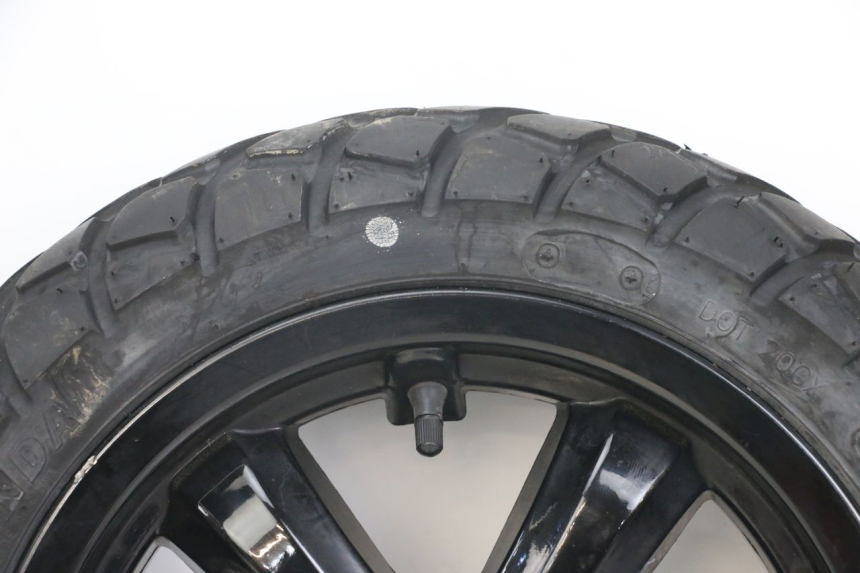 photo de CERCHIO ANTERIORE SYM CROX 4T 50 (2016 - 2023) - Dettagli dei punti di fissaggio