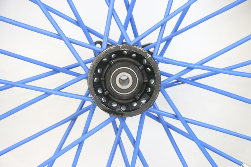 photo de CERCHIO ANTERIORE LONCIN DIRT BIKE 125 - Stato della superficie e materiale