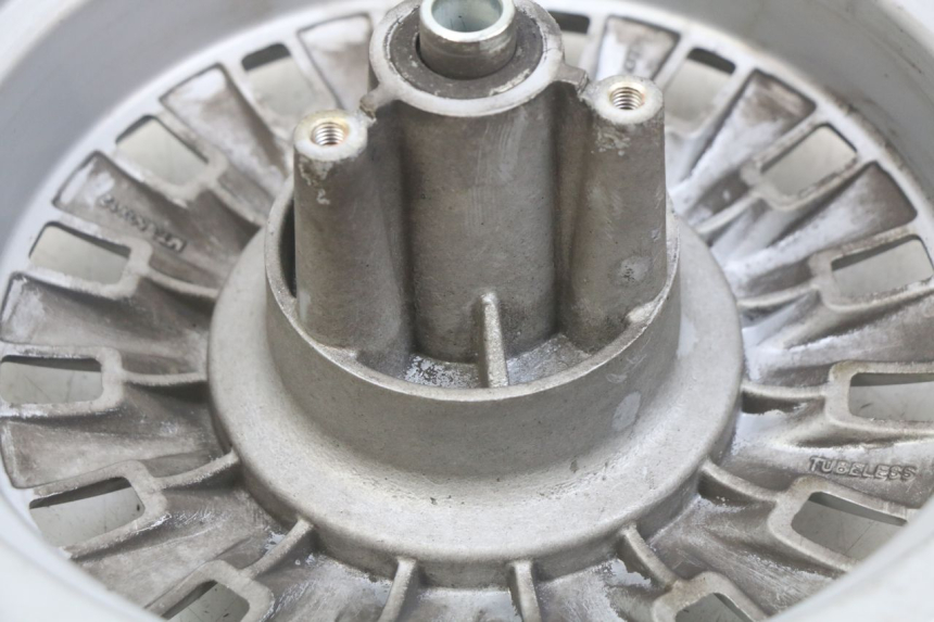 photo de CERCHIO ANTERIORE PEUGEOT DJANGO 4T 50 (2014 - 2019) - Dettaglio del componente