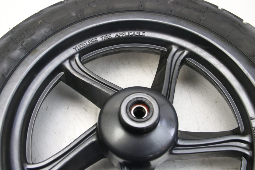 photo de CERCHIO ANTERIORE KYMCO DOWNTOWN ABS 125 (2015 - 2017) - Altra angolazione