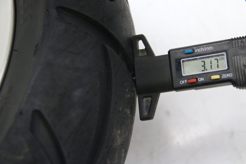 photo de CERCHIO ANTERIORE PEUGEOT E-VIVACITY 1 (2012 - 2018) - Angolazione alternativa