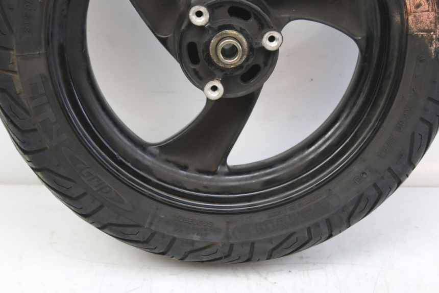 photo de CERCHIO ANTERIORE PEUGEOT ELYSTAR 50 (2002 - 2014) - Primo piano tecnico