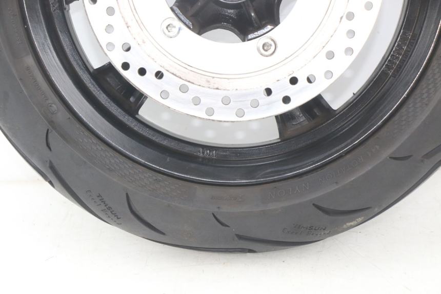 photo de CERCHIO ANTERIORE JM MOTORS F45i 4T 50 (2020 - 2023) - Caratteristiche distintive