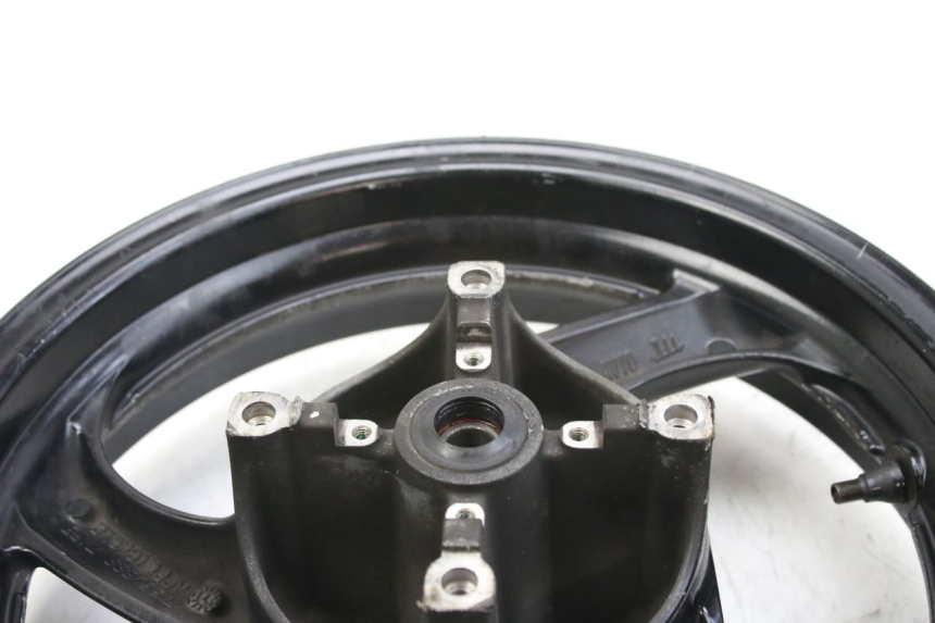 photo de CERCHIO ANTERIORE HONDA FES S-WING SWING ABS 125 (2007 - 2015) - Altra angolazione