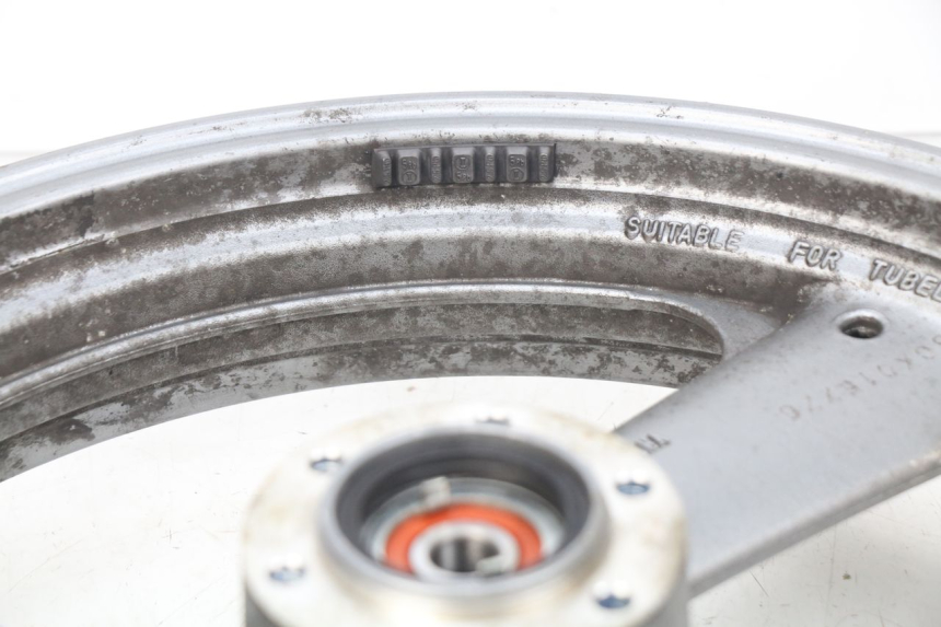 photo de CERCHIO ANTERIORE YAMAHA FJ 3CX 1200 (1986 - 1996) - Altra vista dell'articolo