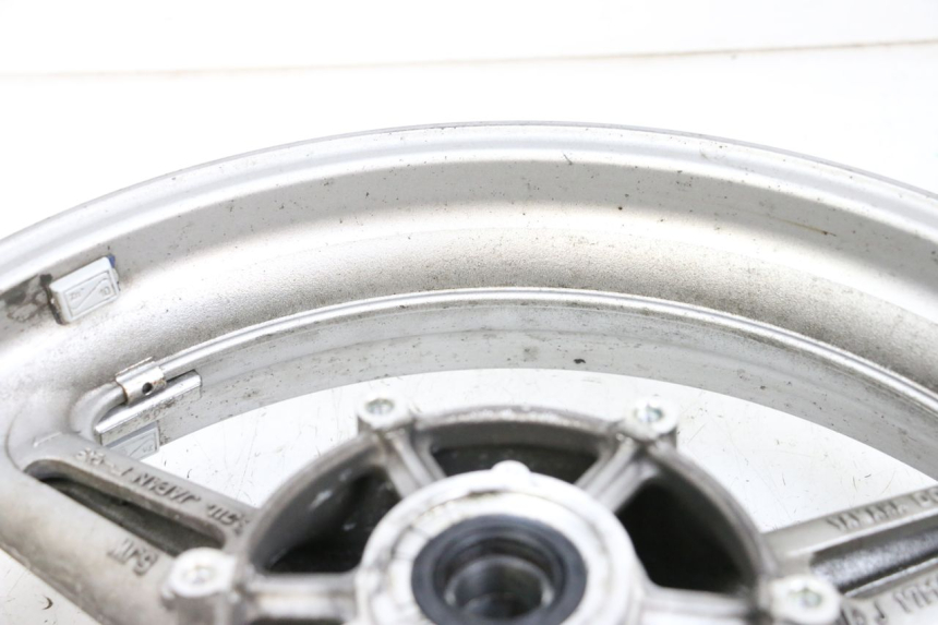 photo de CERCHIO ANTERIORE YAMAHA FJR ABS 1300 (2006 - 2012) - Primo piano tecnico